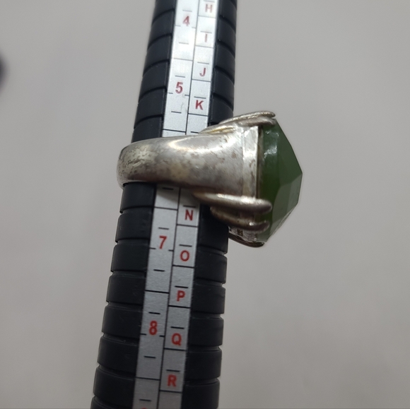 Large Green Faceted Cocktail Ring - Picture 5 of 5